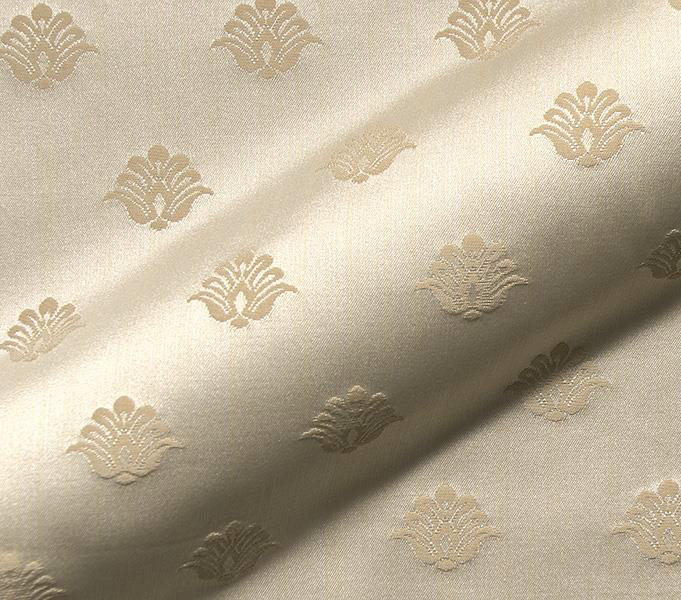 Paganini FR E2627-937 damast-achtige meubelstof.