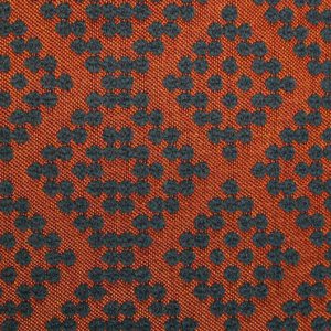 Shasha Dots E6 2529 301, meubelstof met ingeweven stippen in ruitpatroon. | Effabrics.nl