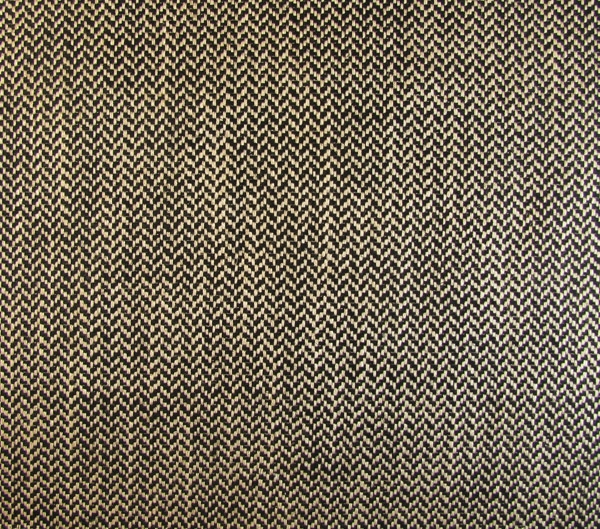 Kilima E5116-01, Dicht geweven, stevige meubelstof met een ingeweven visgraat patroon. Effabrics.nl