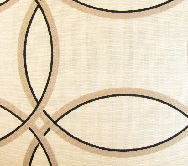 Njia E5126-02, Luxueuze decoratiestof met geborduurde circels geweven met 100% natuurlijke materialen. | Effabrics.nl