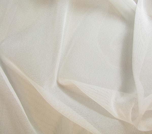 Ado E6884-020 ↨ 300 cm wit, voile, kamerhoge vitrage.