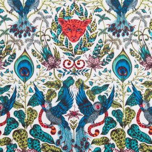 Amazon E1107-02, satijn-achtige meubelstof met dierenprint.