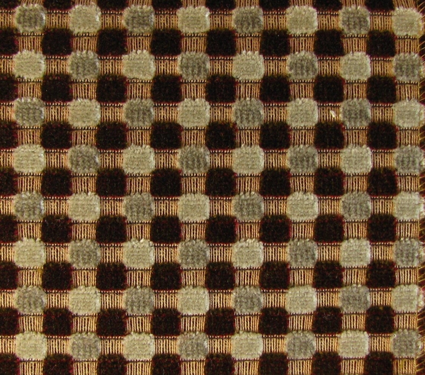 Sintra E6 2645 101 rood, Fijn geweven, glanzende ondergrond met daarop kleine velours vierkantjes. | Effabrics.nl