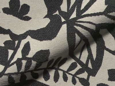 Cusco Q2 E2010-206 zwart, luxueuze meubelstof. | Effabrics.nl