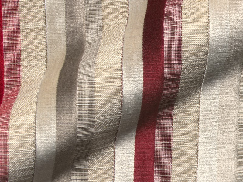 Velio E2503-302 rood, velours meubelstof.